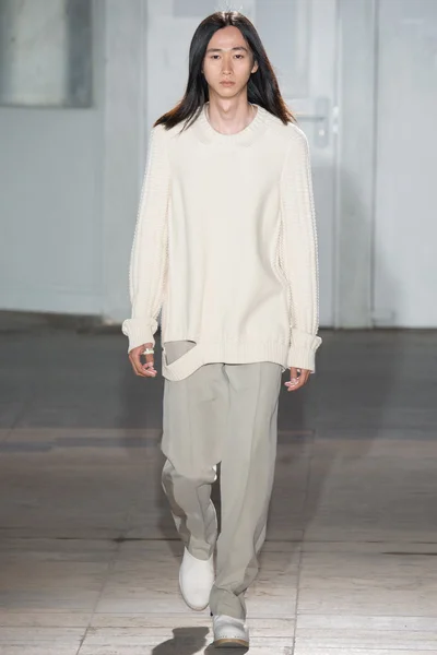 Look 4